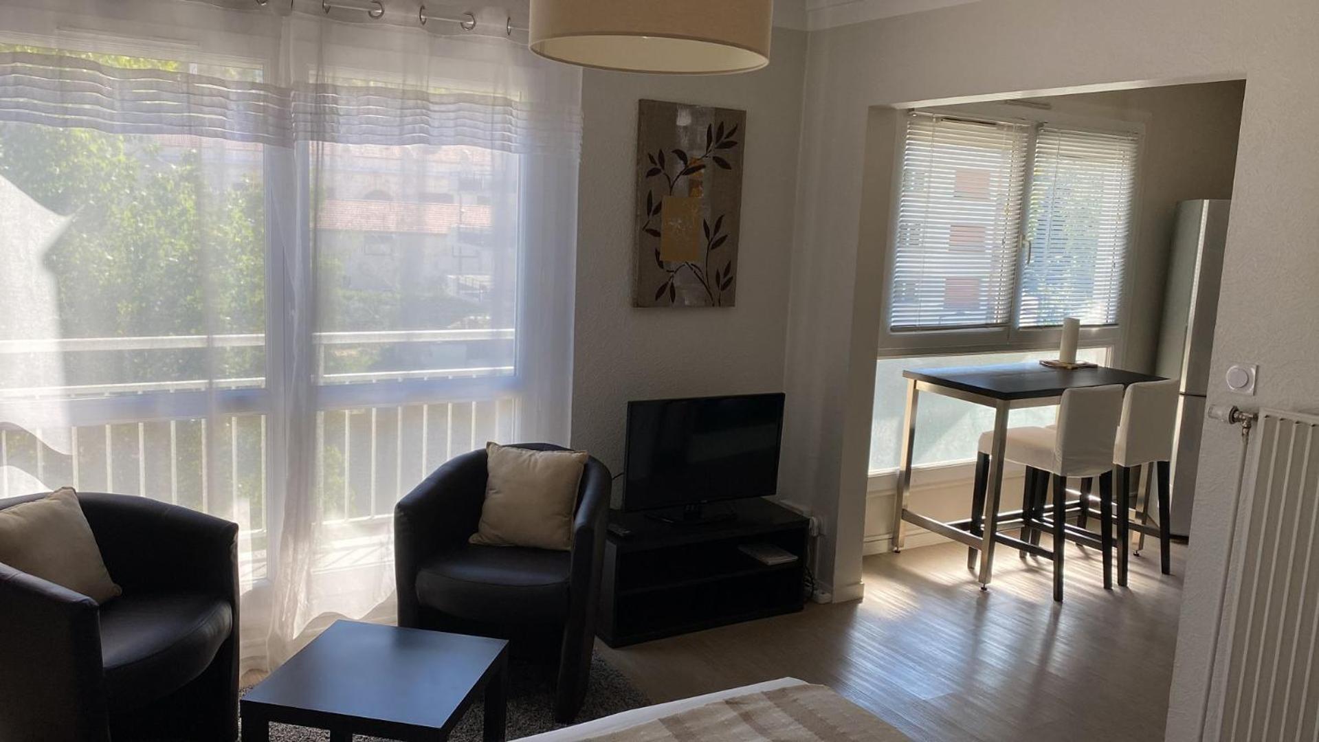 Appart' Hotel Fauriel Saint Etienne Avec Parking Экстерьер фото